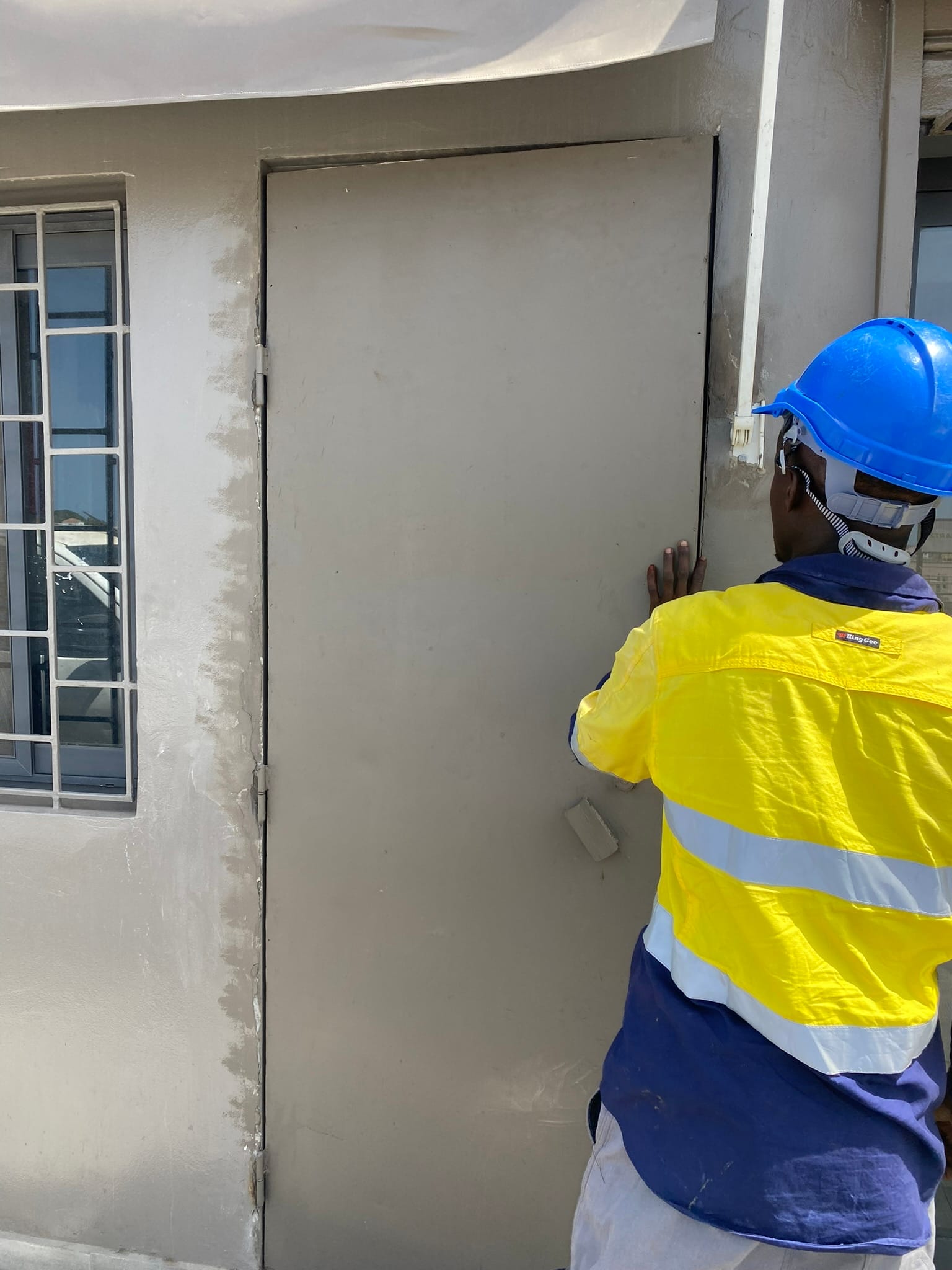 Structure en acier et charpente métallique sur mesure - Réalisation IBATOM SARL