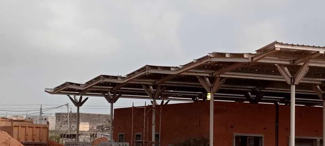 Chantier de génie civil et fondations profondes - Projet de construction industrielle